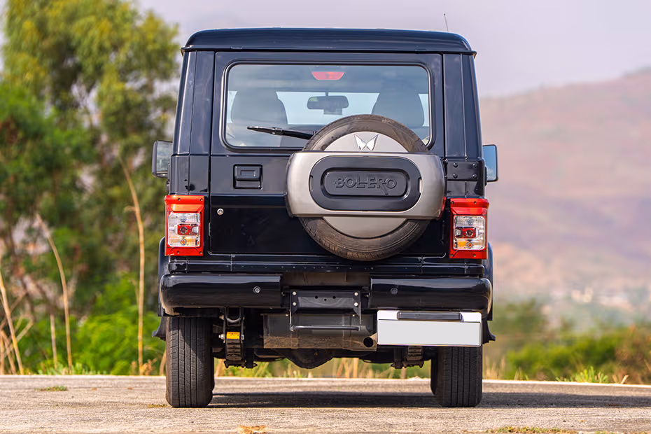 Mahindra Bolero Rear view Image