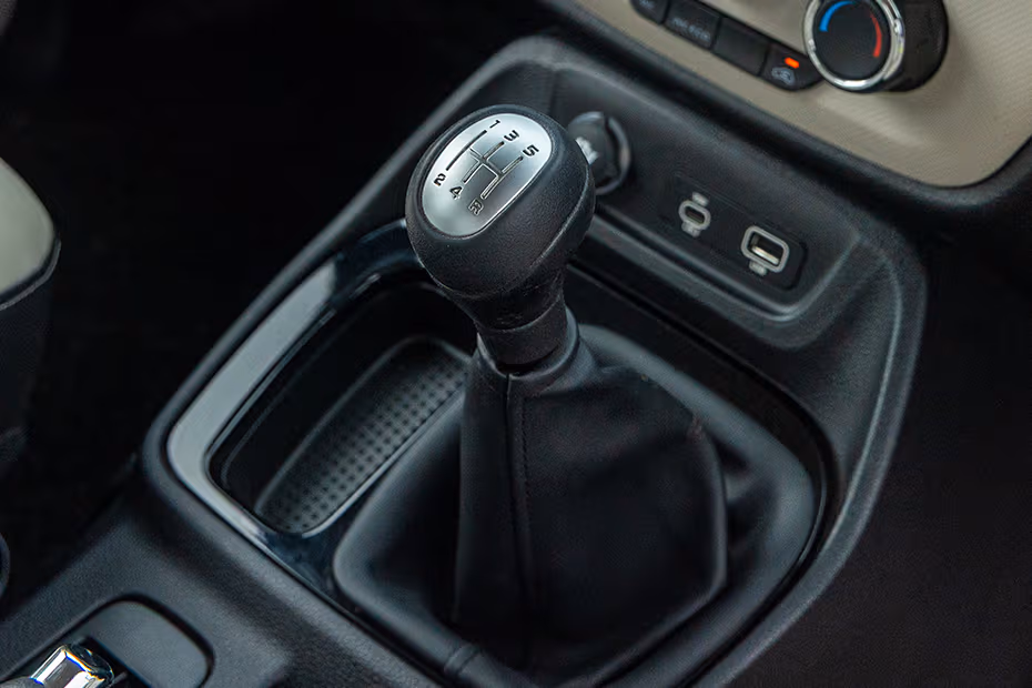 Mahindra Bolero Neo Gear Selector / Shifter
