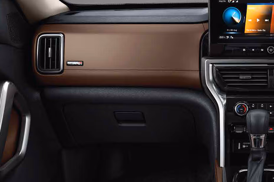 Mahindra Scorpio N Glovebox (Closed)