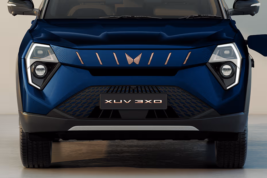 Mahindra XUV 3XO EV Grille Image