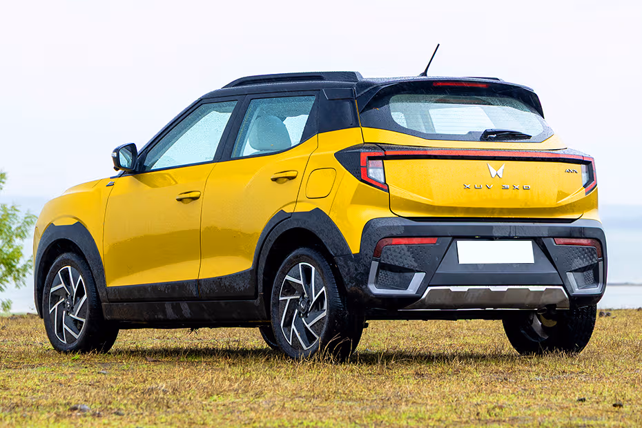 Mahindra XUV 3XO Rear Left View Image