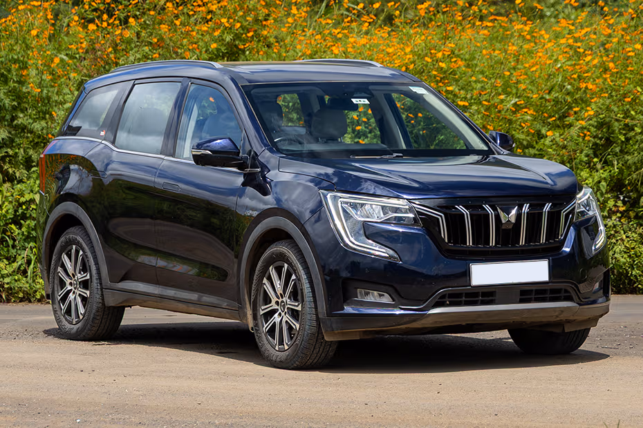 Mahindra XUV700 Exterior Image
