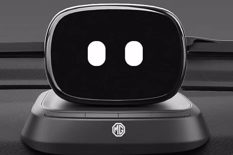 MG Astor Personal AI Assistant