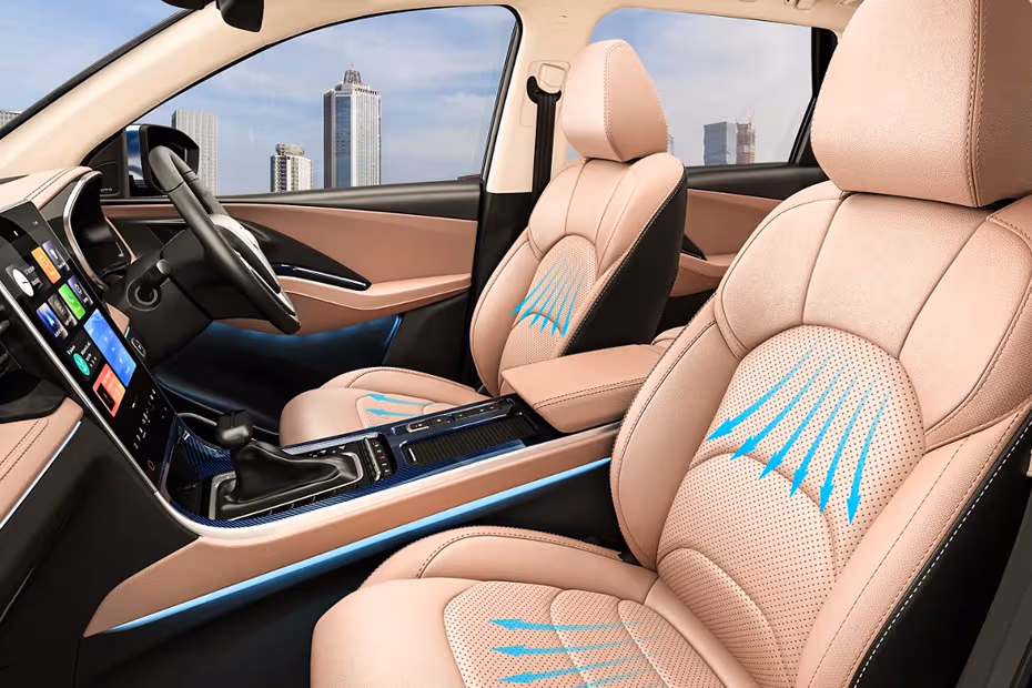 MG Hector Front Seat