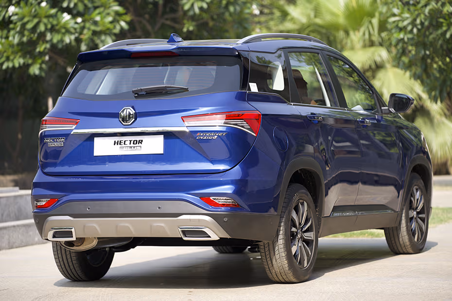 MG Hector Plus 2020-2023 Rear Right Side Image