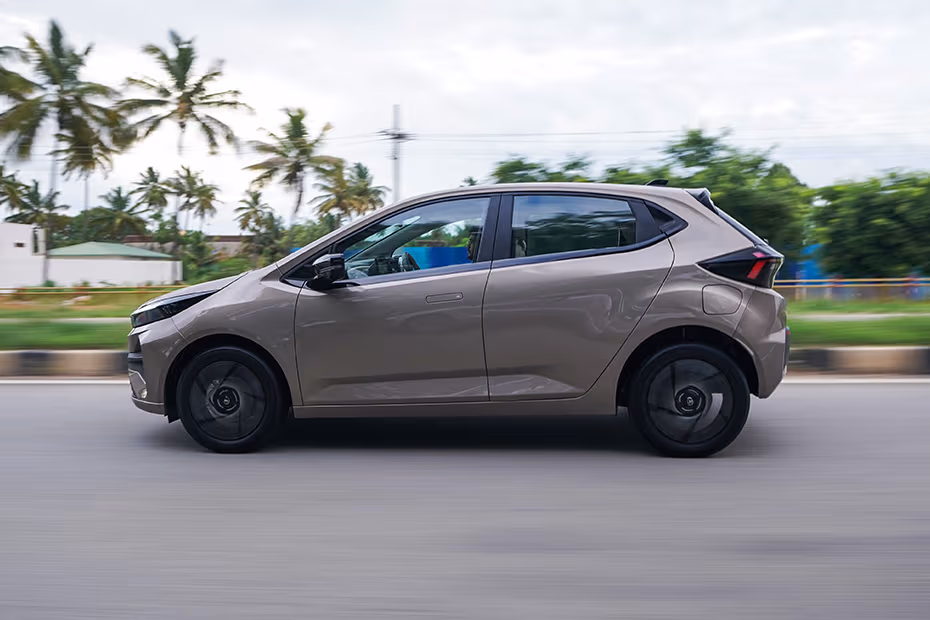 Tata Altroz Exterior Image