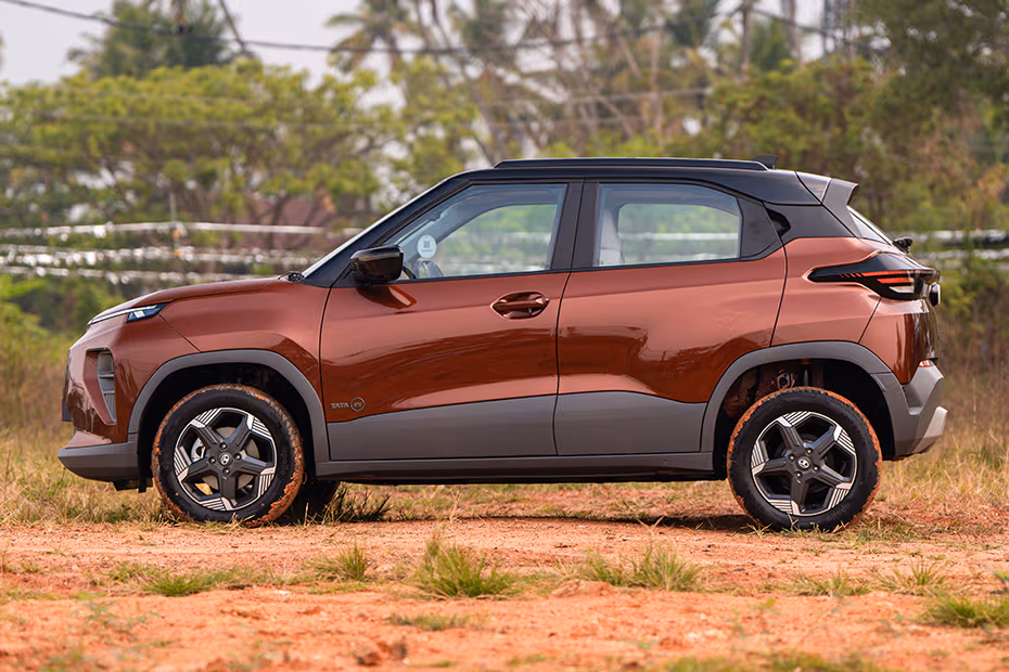 Tata Punch EV Side View (Left)  Image