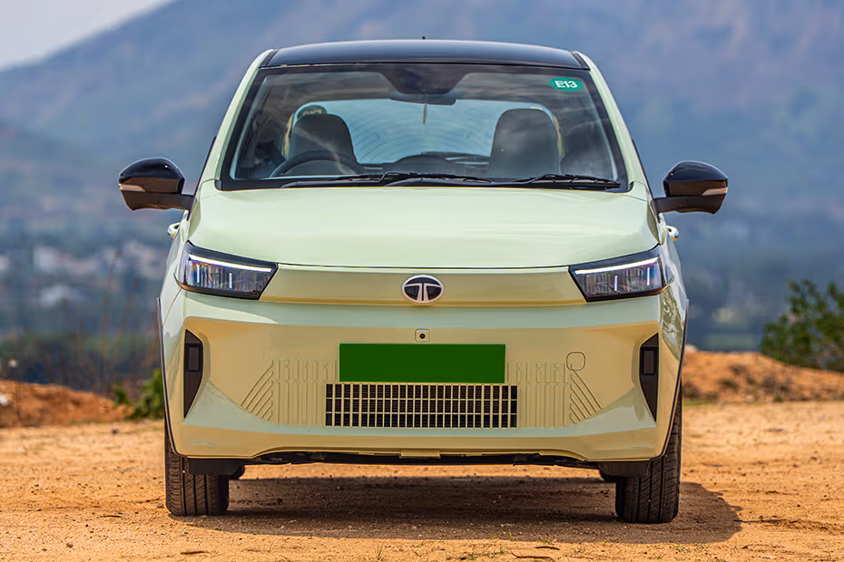 Tata Tiago EV Front View Image