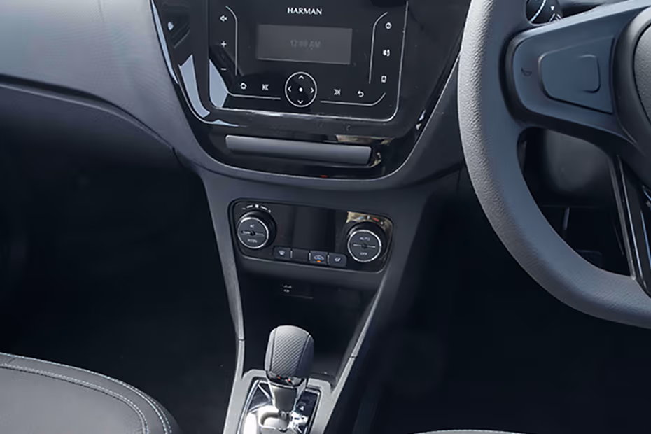 Tata Xpres T EV AC Controls