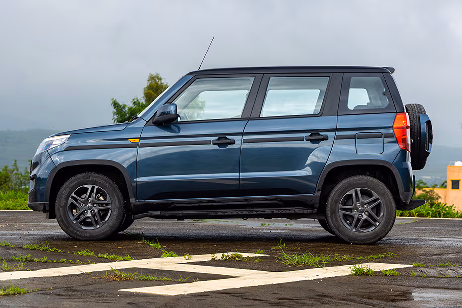 Mahindra Bolero Neo Side View (Left)  Image