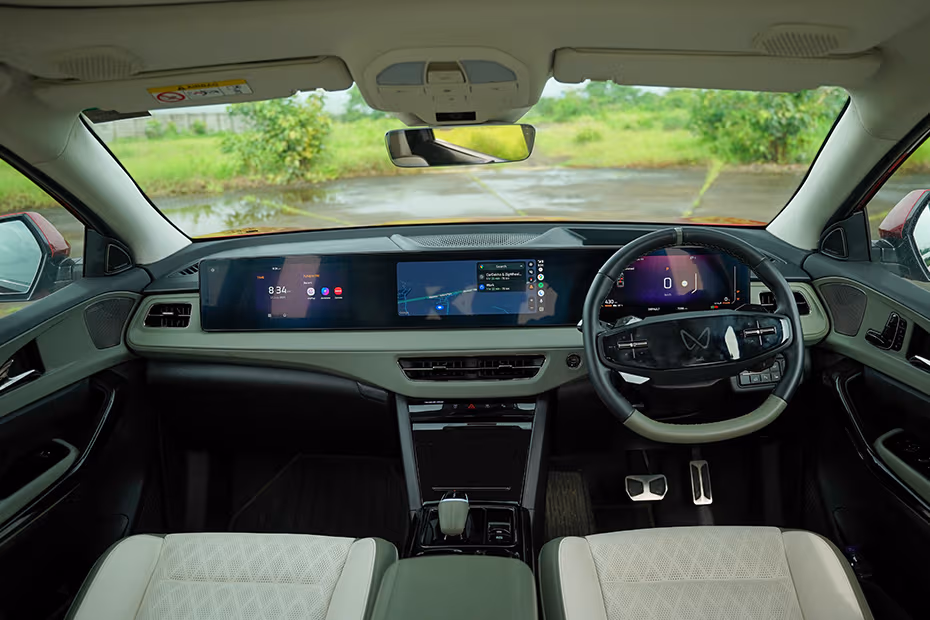 Mahindra XEV 9e Dashboard